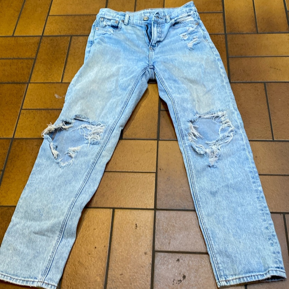 Light wash jeans